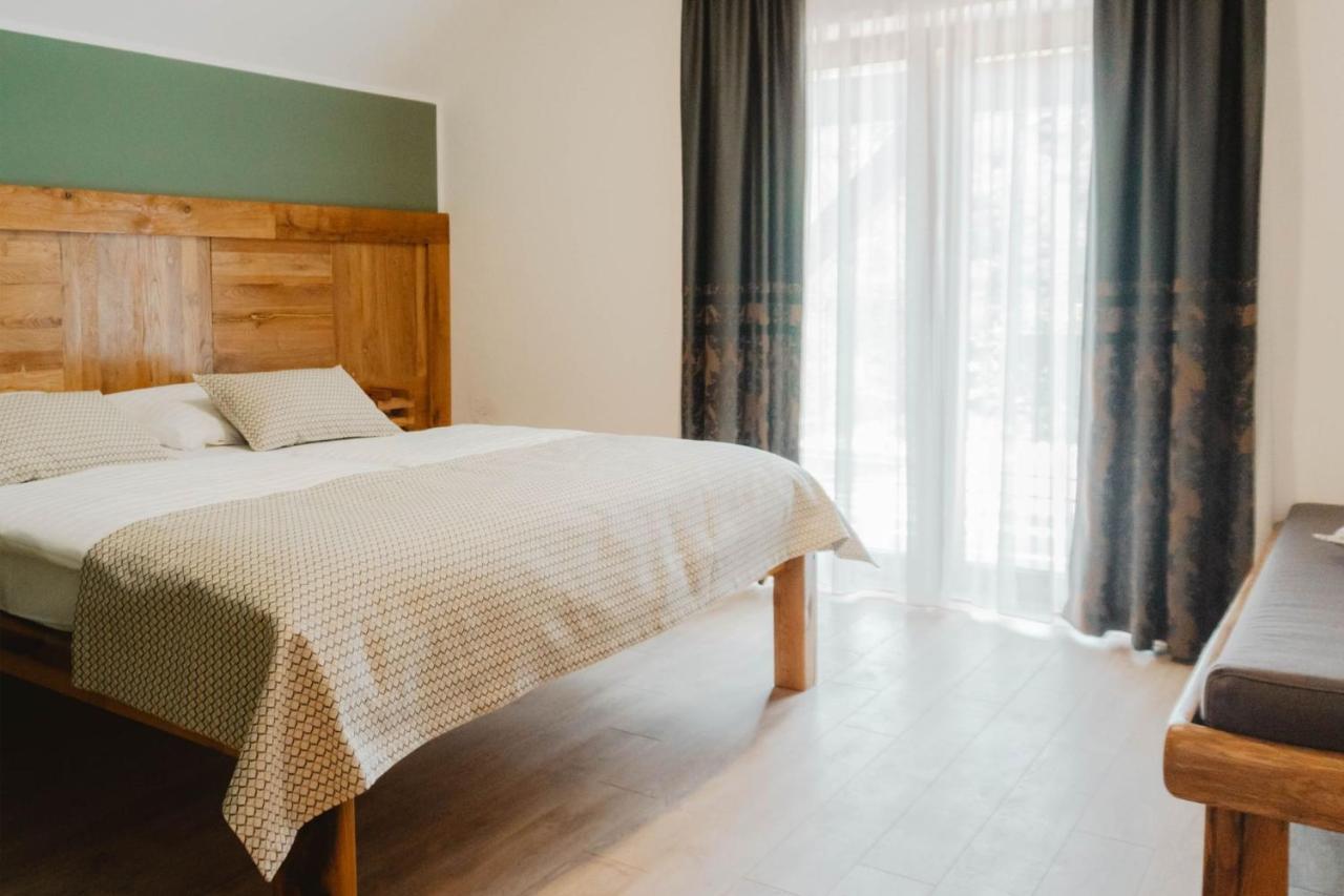 House Mrzlin Grad Vendégház Korenica Kültér fotó