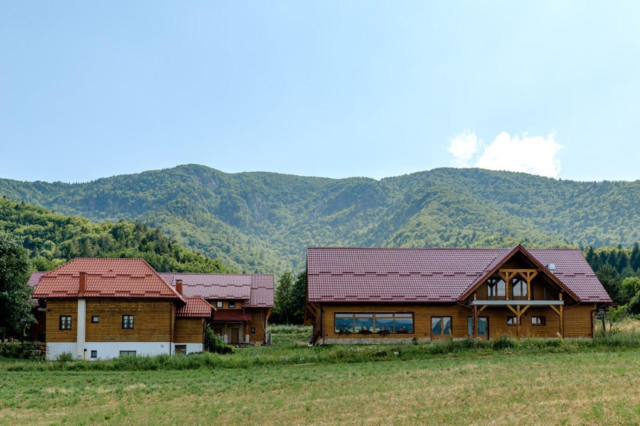 House Mrzlin Grad Vendégház Korenica Kültér fotó