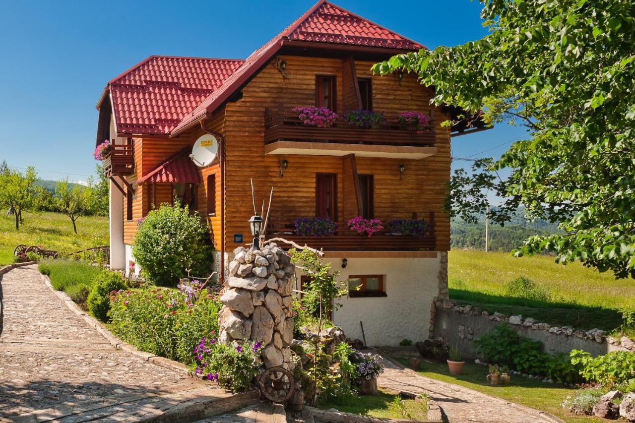 House Mrzlin Grad Vendégház Korenica Kültér fotó